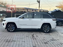 جیپ گراند شیرۆکی